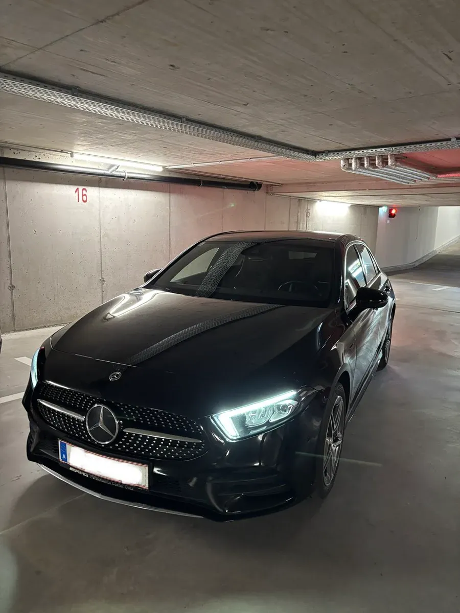 Mercedes-Benz A-Class 2021 photo 3