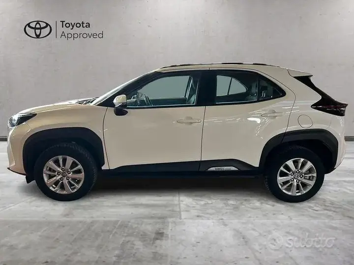 Toyota Yaris Cross 2023 photo 3
