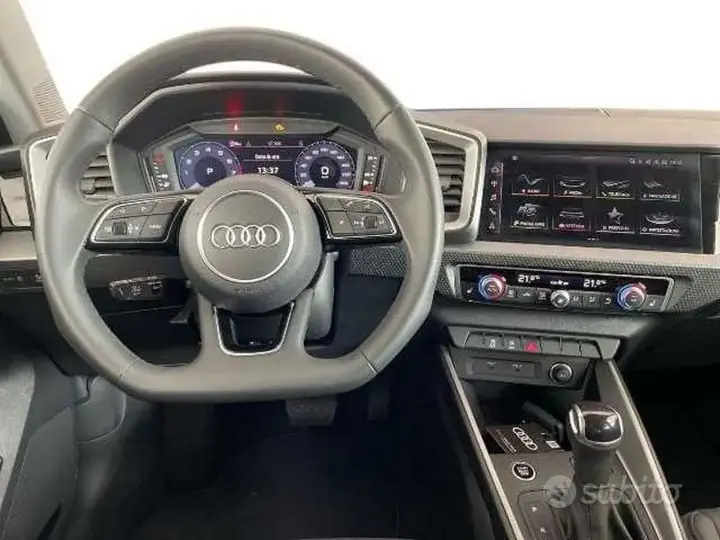 Audi A1 2025 photo 4