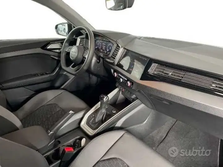 Audi A1 2025 photo 3