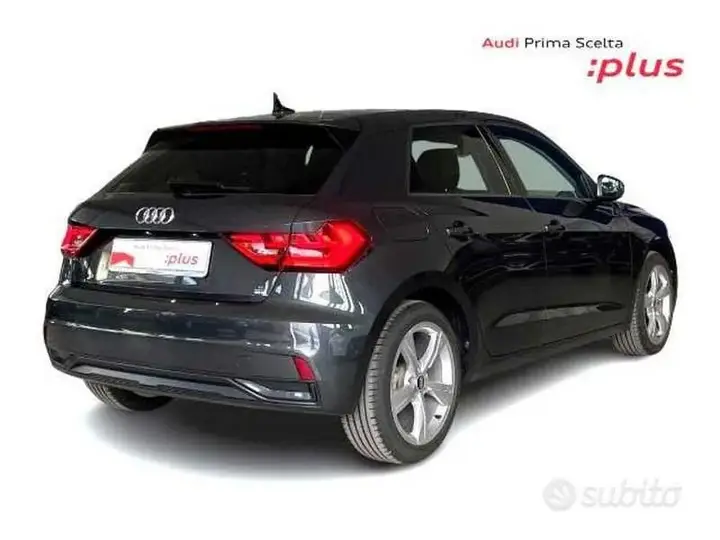 Audi A1 2025 photo 2