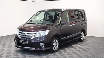 Nissan Serena 2012 photo 4