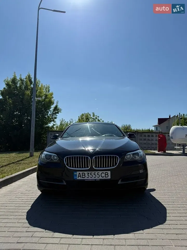 BMW 5 Series 2014 photo 2
