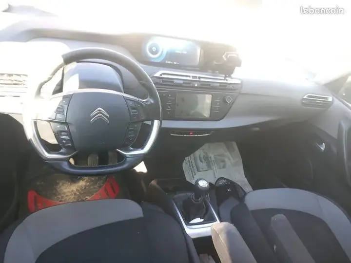 Citroen C4 Picasso 2015 photo 3