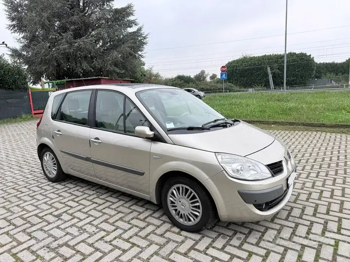 Renault Scenic 2006 photo 4