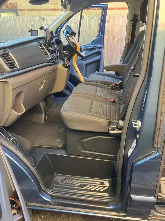 Ford Transit Custom 2020 photo 3
