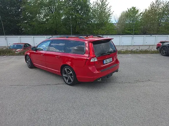 Volvo V70 2012 photo 3