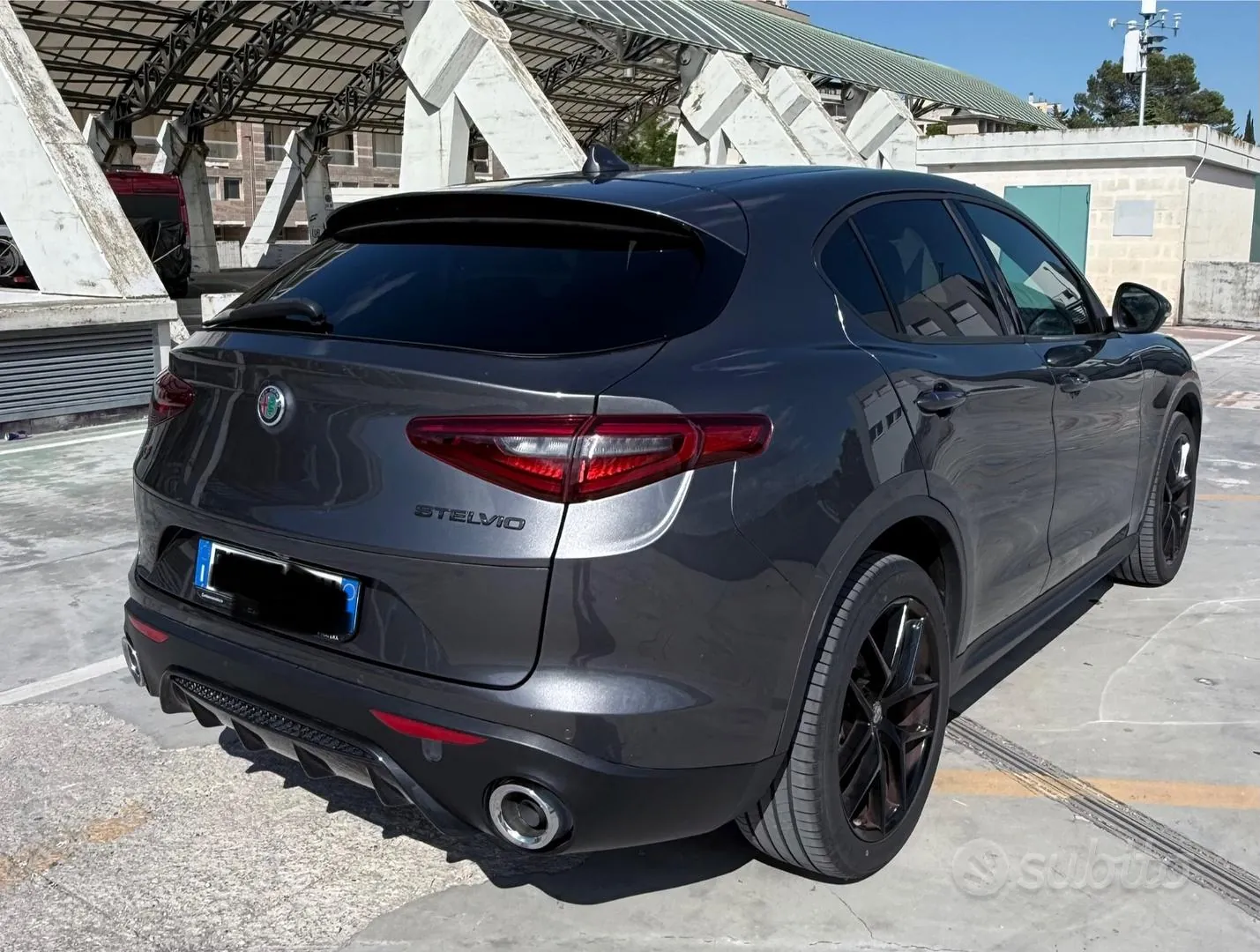 Alfa Romeo Stelvio 2017 photo 3