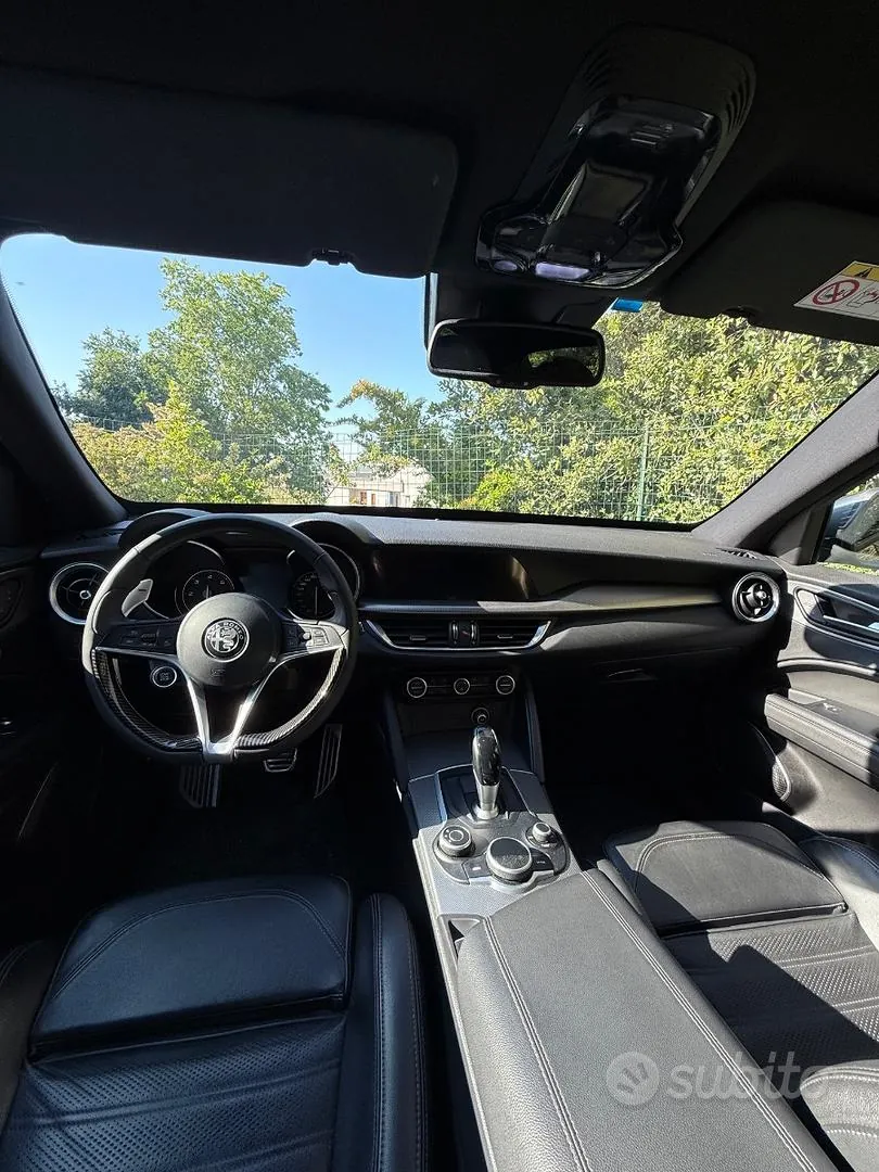 Alfa Romeo Stelvio 2017 photo 5