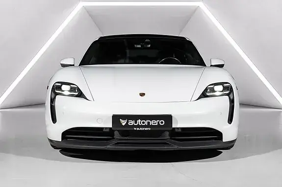 Porsche Taycan 2021 photo 5