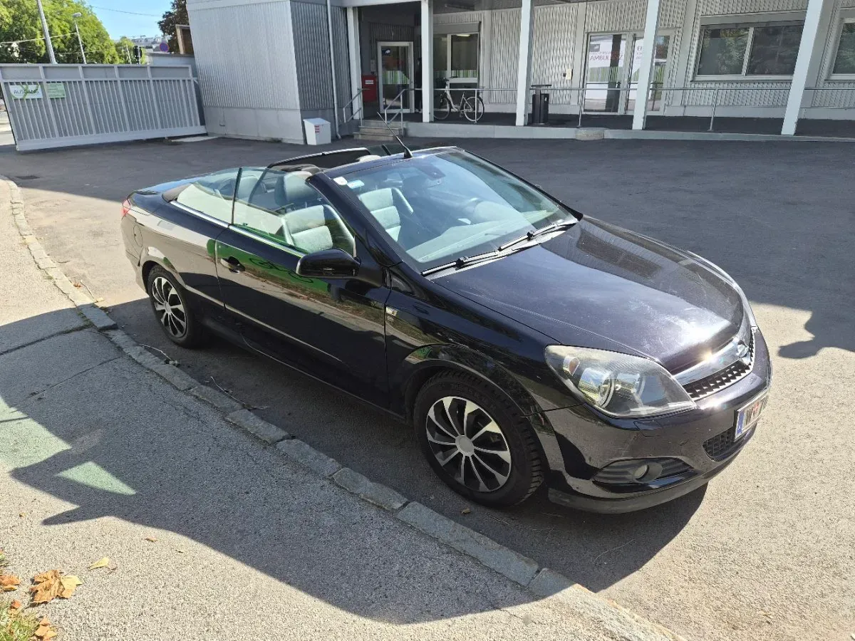 Opel Astra 2006 photo 2