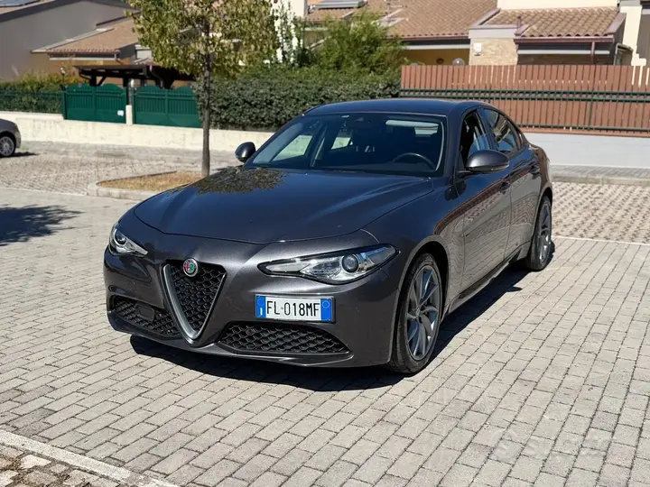 Alfa Romeo Giulia