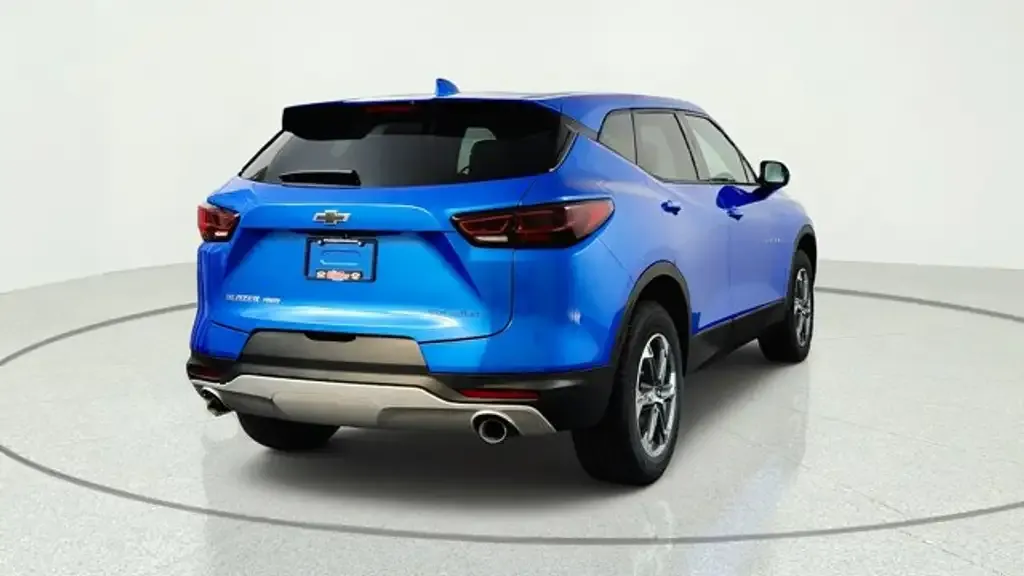 Chevrolet Blazer 2026 photo 3