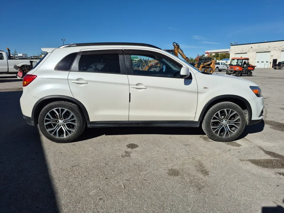 Mitsubishi Rvr 2017 photo 4