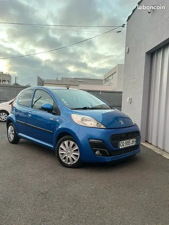 Peugeot 107 2013 photo 3