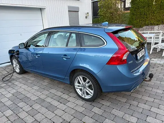 Volvo V60 2015 photo 3