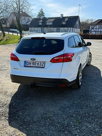 Ford Focus 2017 photo 3
