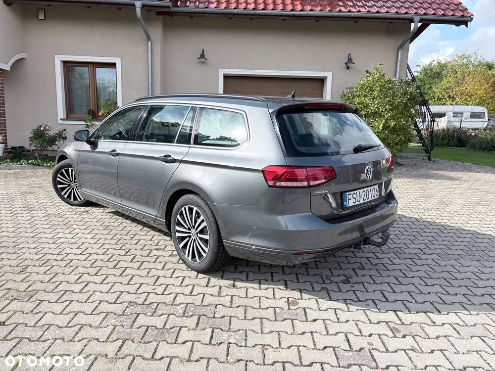 Volkswagen Passat 2016 photo 2
