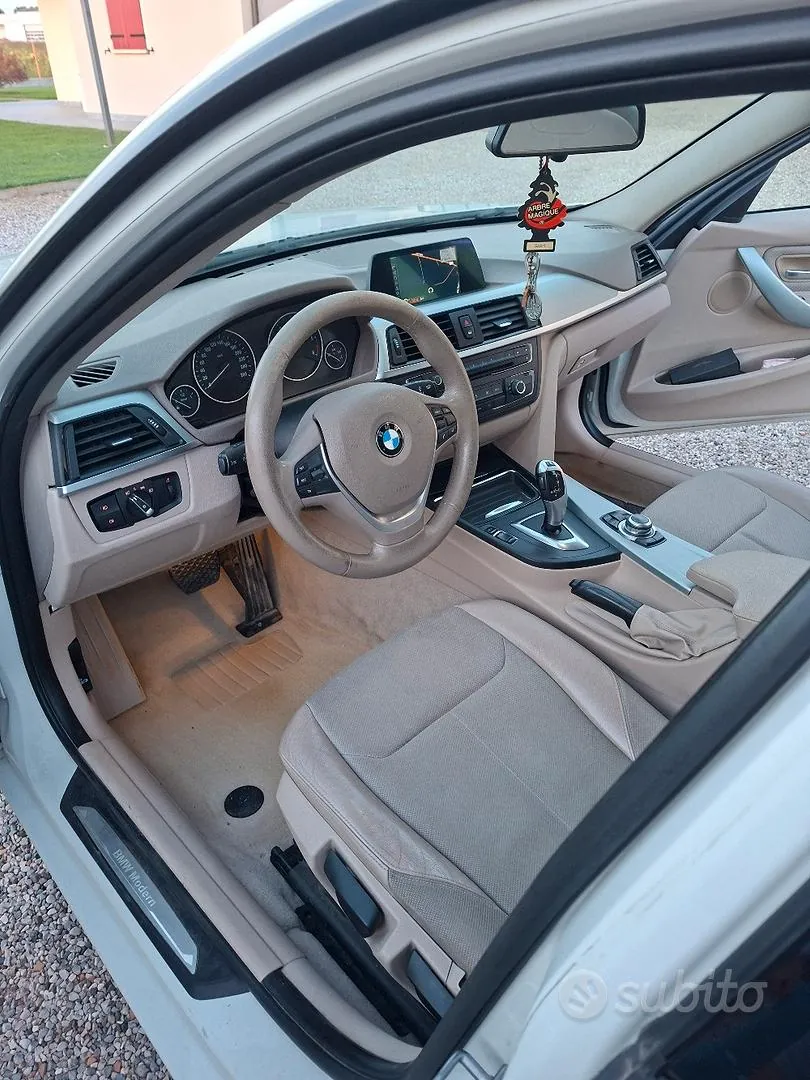 BMW 318D 2013 photo 4