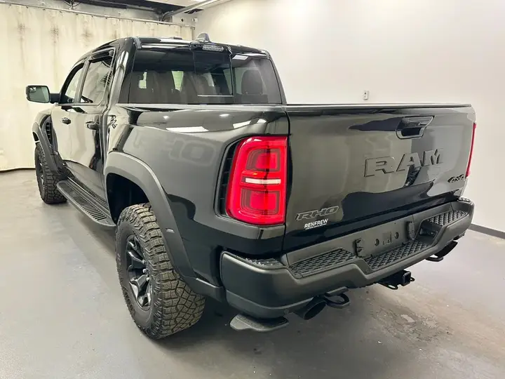 Dodge Ram 1500 2025 photo 2
