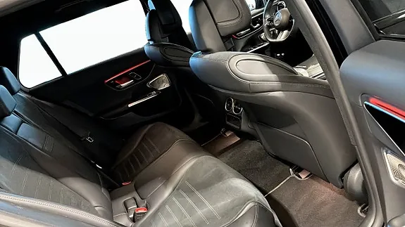 Mercedes-Benz C300 2023 photo 5