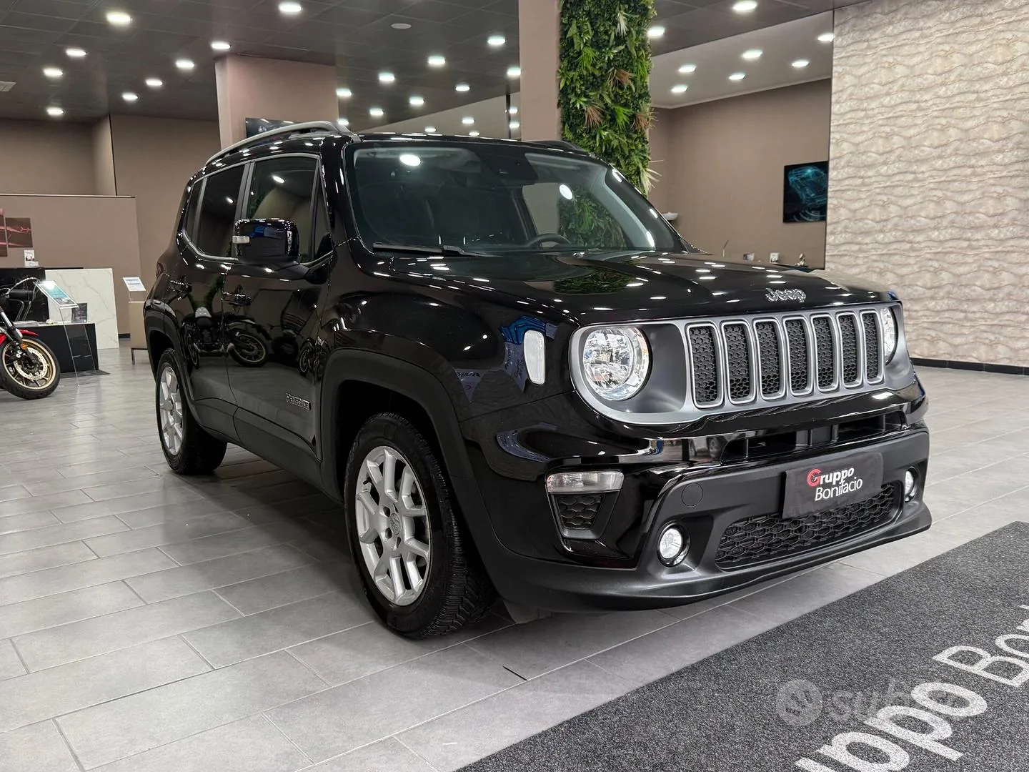 Jeep Renegade 2023 photo 3