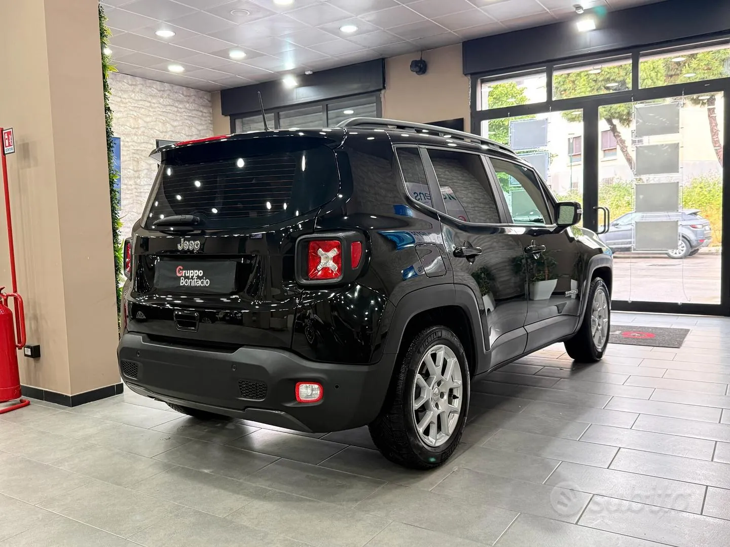 Jeep Renegade 2023 photo 4