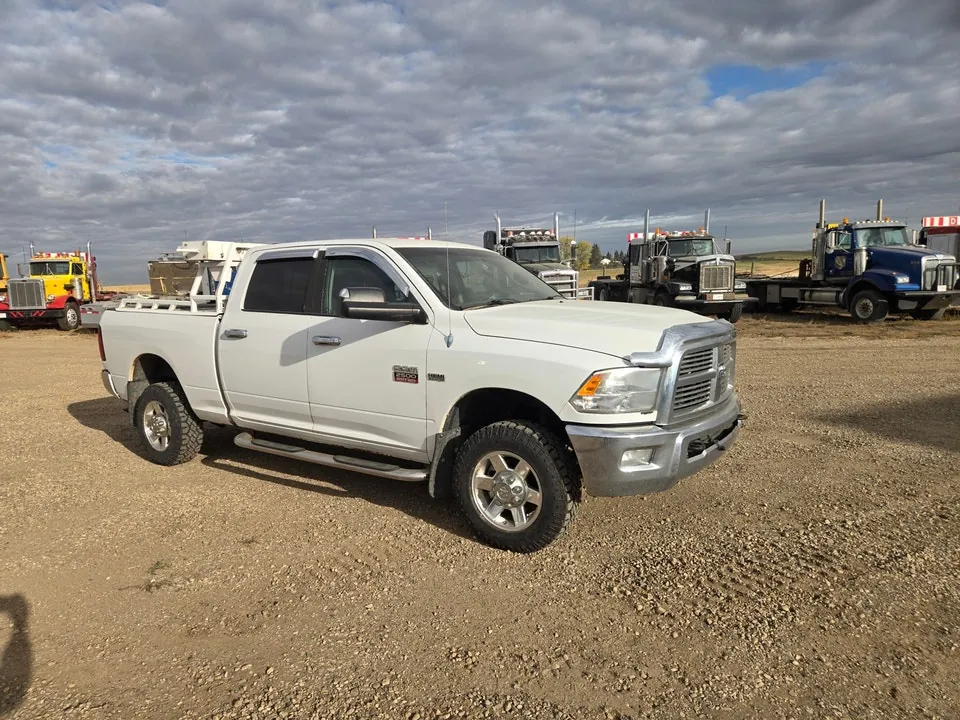 Dodge Ram 2500 2012 photo 2