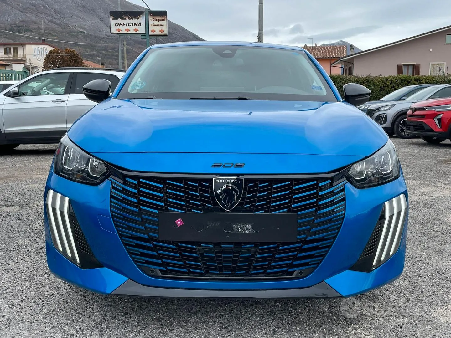 Peugeot 208 2024 photo 2