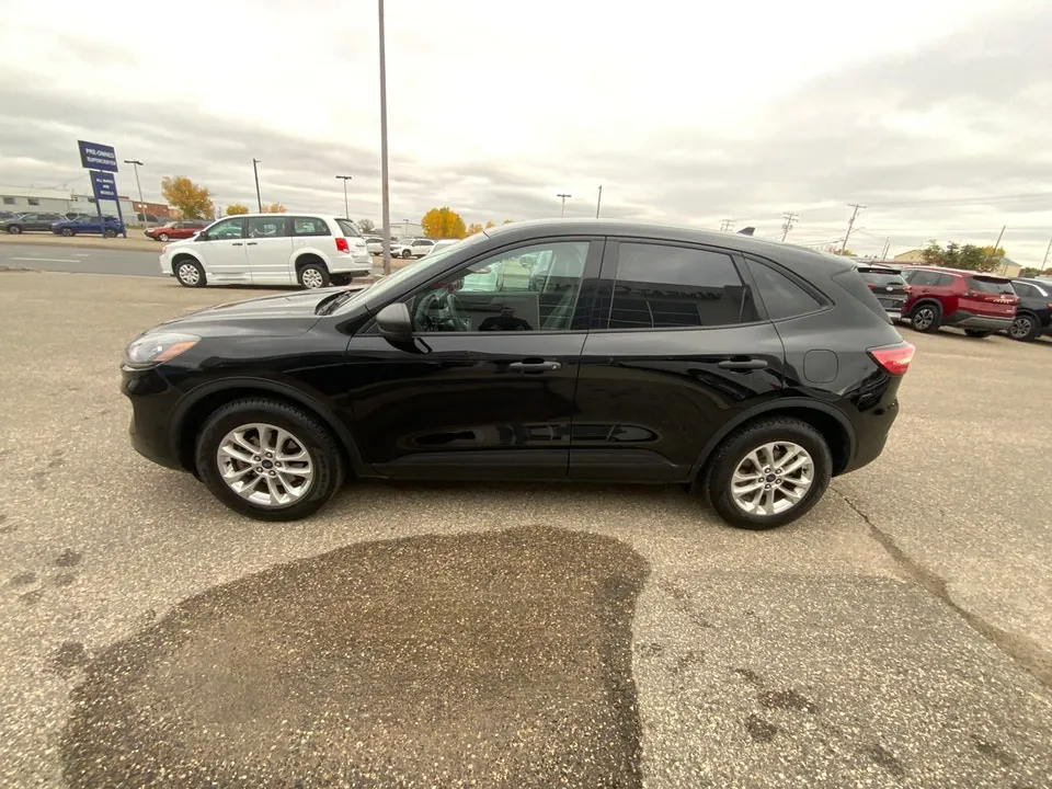 Ford Escape 2022 photo 4