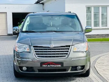 Chrysler Grand Voyager 2011 photo 2