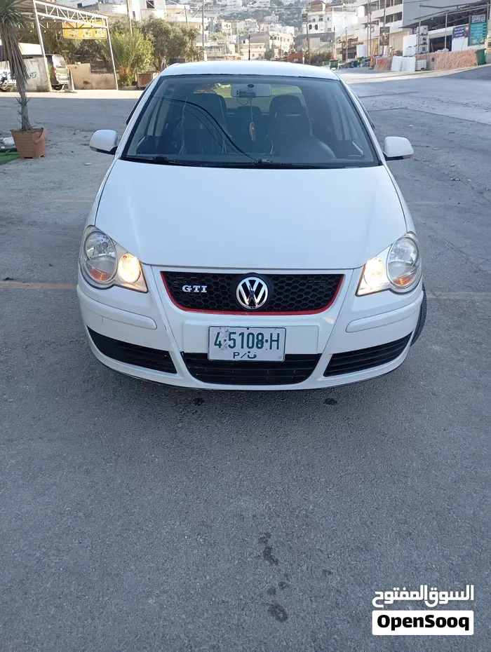 Volkswagen Polo 2008 photo 2