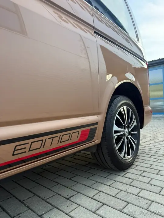 Volkswagen Multivan 2021 photo 5
