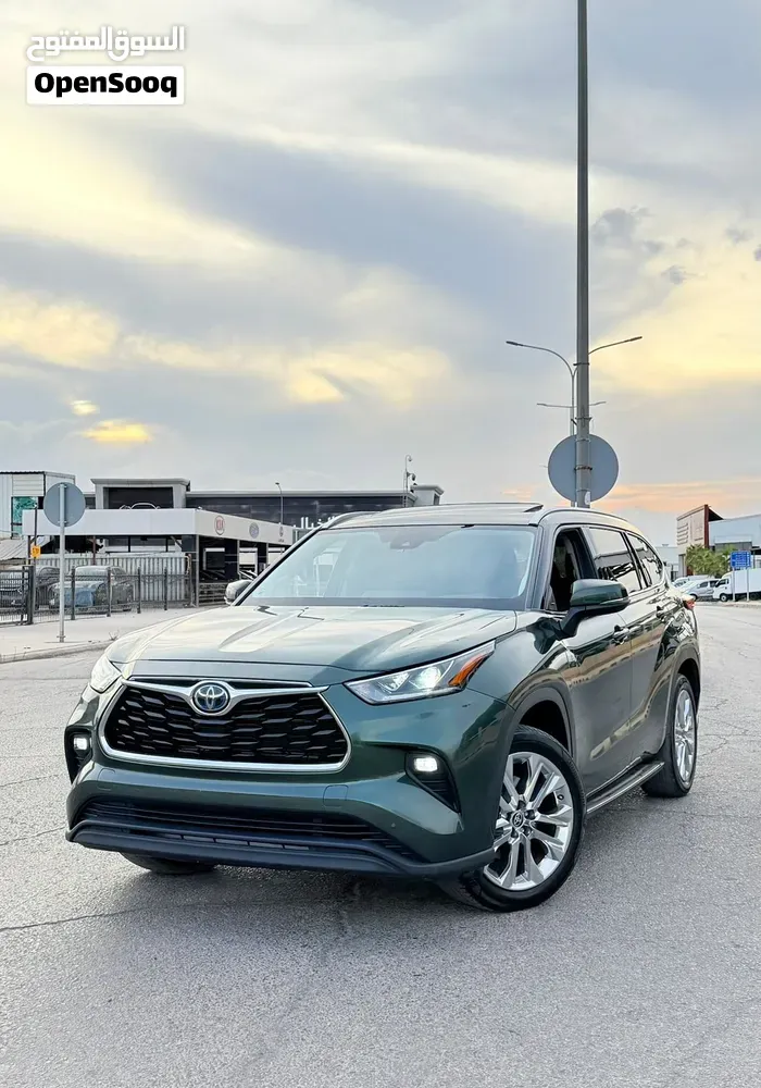 Toyota Highlander 2023 photo 3