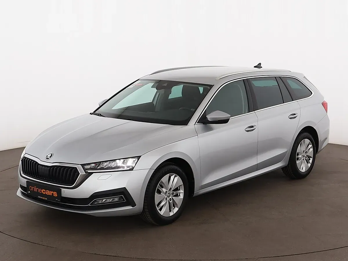 Skoda Octavia 2021 photo 2