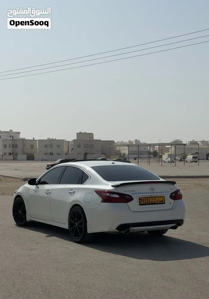 Nissan Altima 2018 photo 4