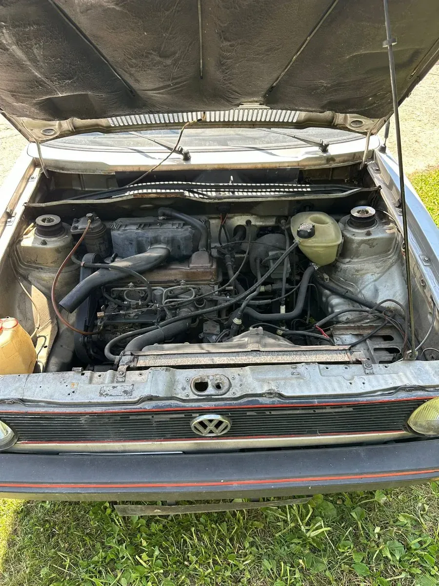 Volkswagen Golf 1981 photo 2