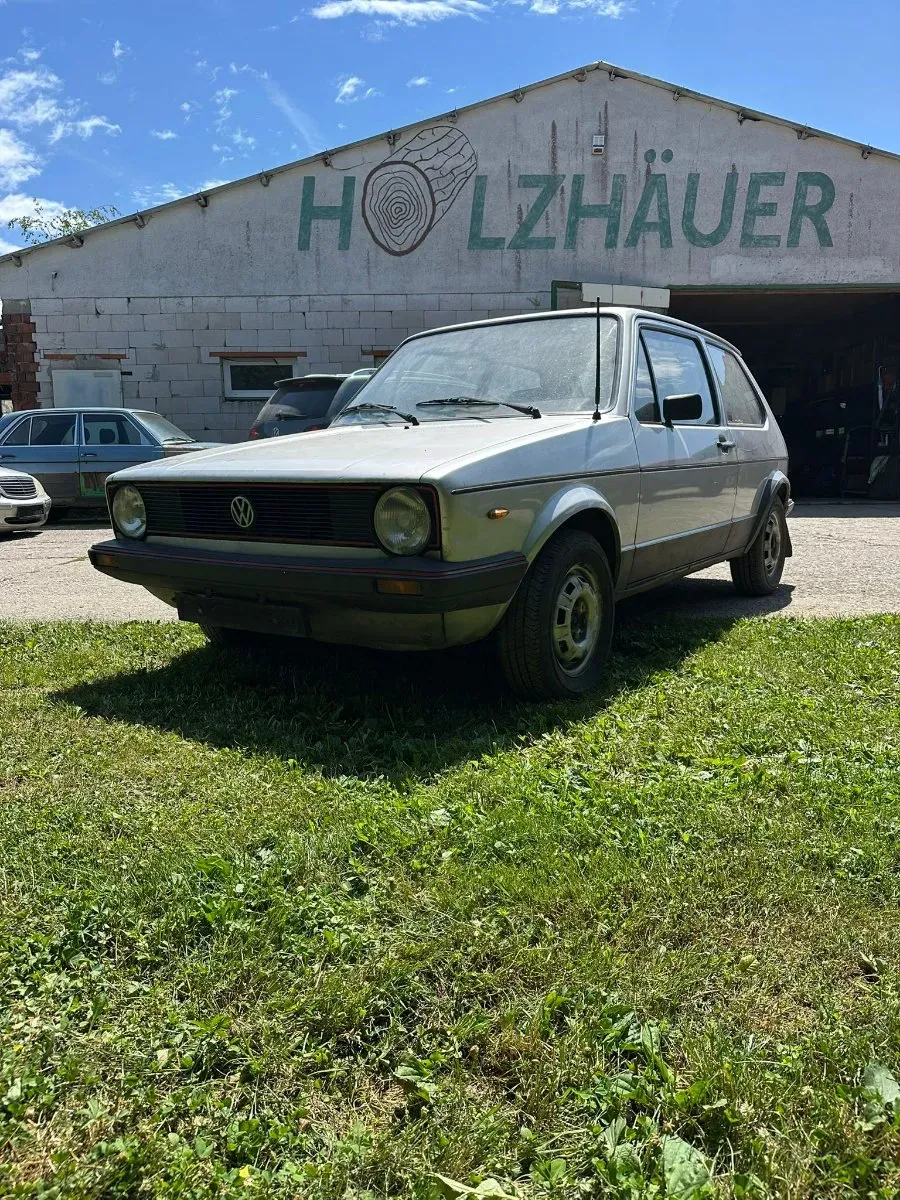 Volkswagen Golf 1981 photo 3