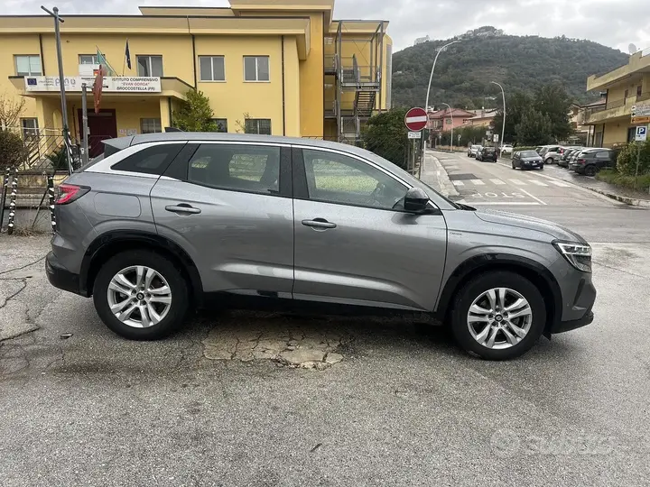 Renault Austral 2023 photo 2