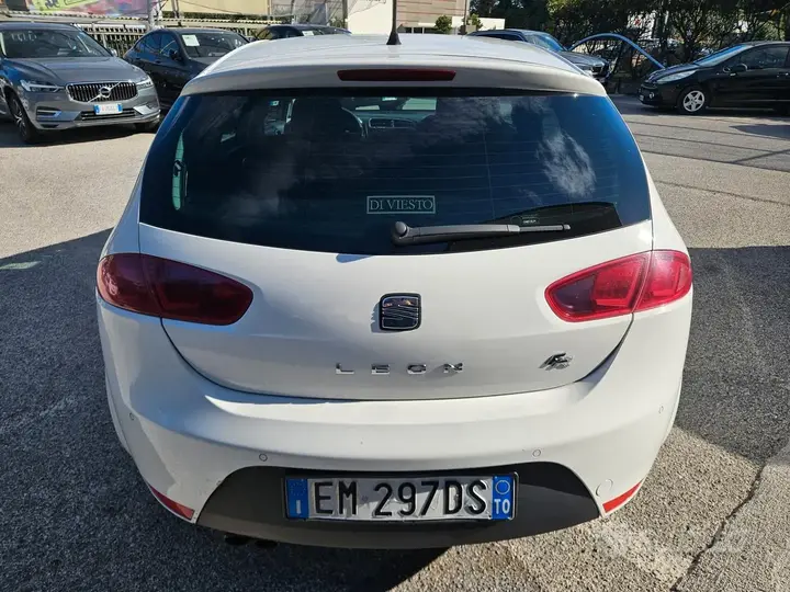 Seat Leon 2012 photo 5
