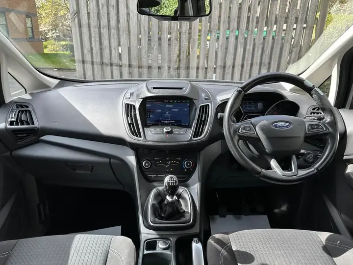 Ford Grand C-Max 2016 photo 2