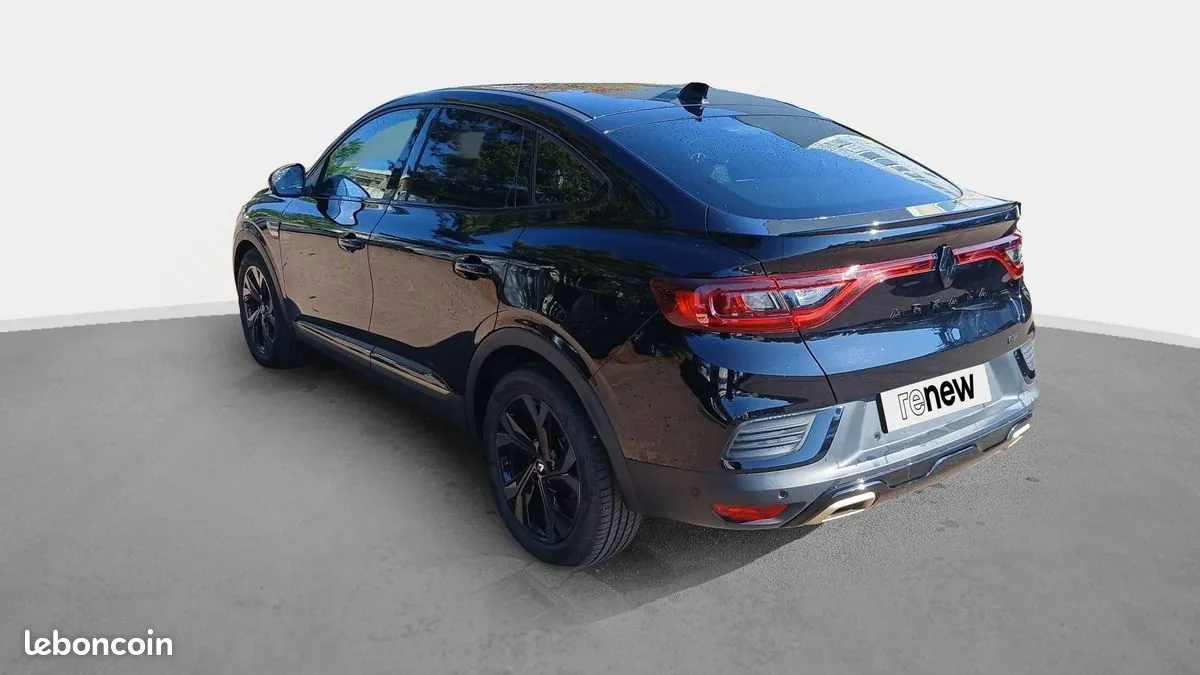 Renault Arkana 2023 photo 2