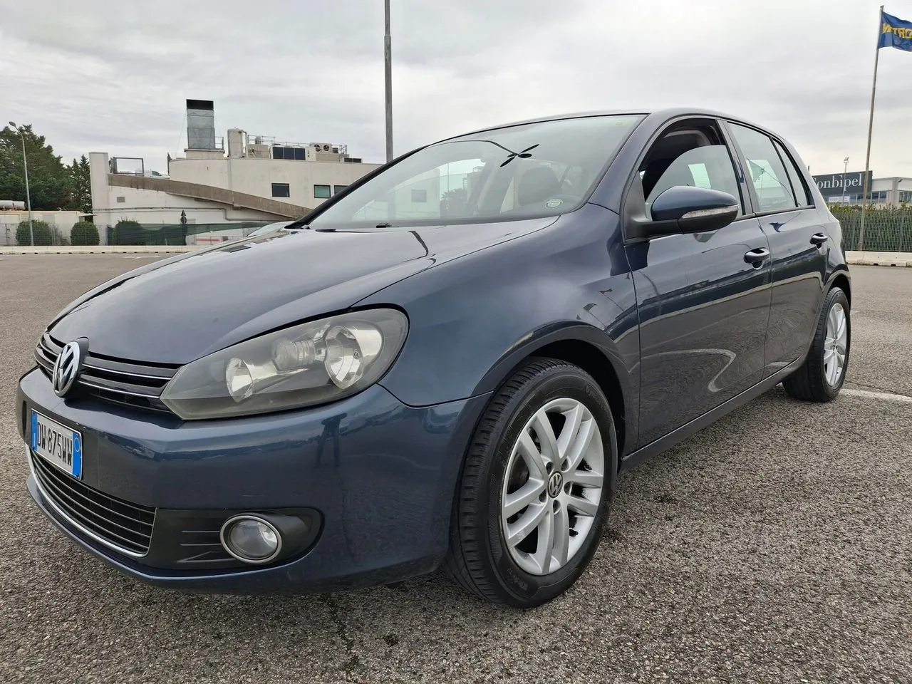 Volkswagen Golf 2009 photo 3