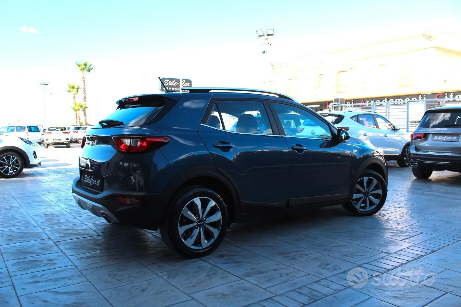 Kia Stonic 2022 photo 2