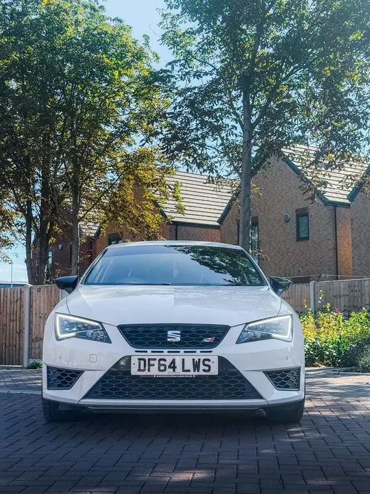 Seat Leon 2015 photo 3