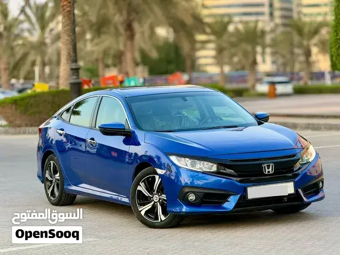 Honda Civic 2018 photo 2