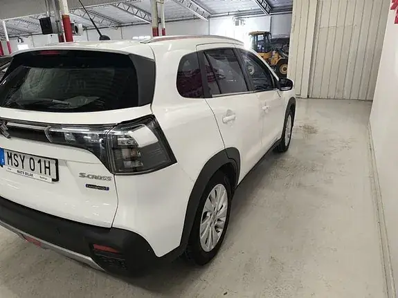 Suzuki S-Cross 2023 photo 4