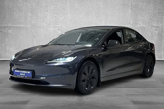 Tesla Model 3 2024 photo 4