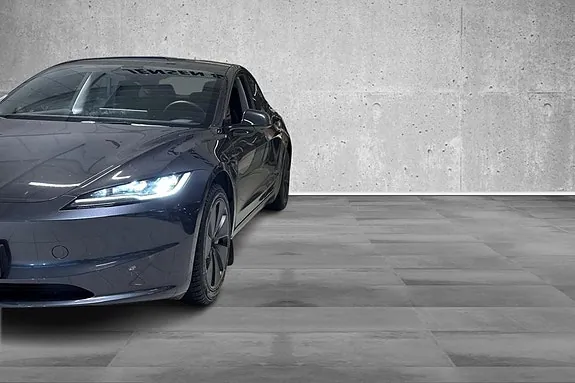 Tesla Model 3 2024 photo 5