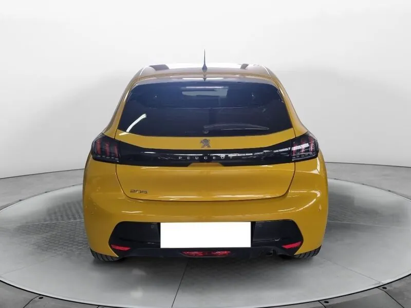 Peugeot 208 2021 photo 4